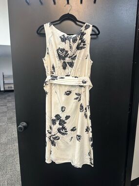 Cream Floral Print Sleeveless Midi Dress with Waist Tie